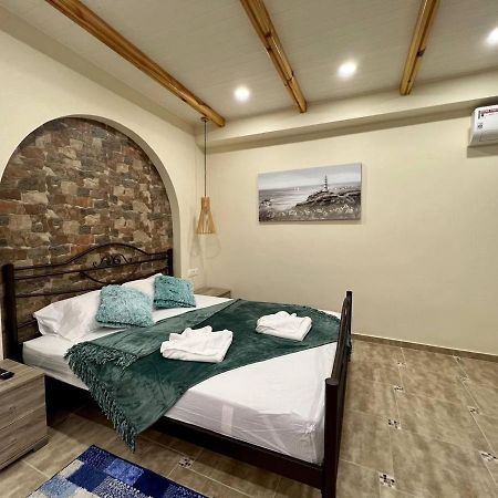 Cute Corner In The Centre Vipgreece Apartment Athena Bagian luar foto